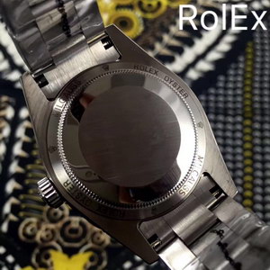 R*l*x watches-032