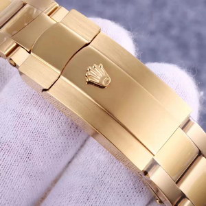 R*l*x watches-060