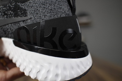 Nike Epic React Flyknit(AAA)-001