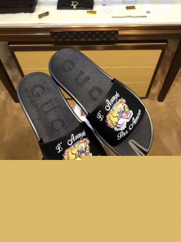 G*u*i slippers(aaa)-234