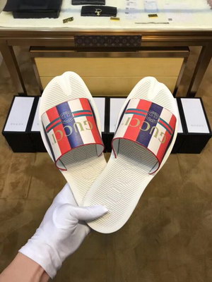 G*u*i slippers(aaa)-276