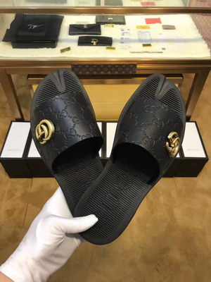 G*u*i slippers(aaa)-273