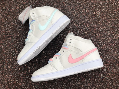 Air Jordan 1RET HIGH(women)