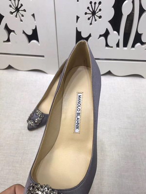 Manolo Blahnlk Shoes AAA(Women)-007