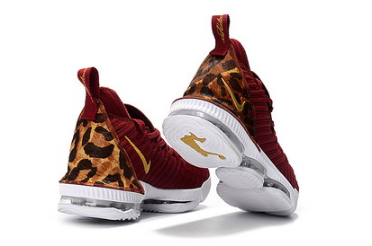 LeBron 16-014