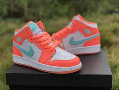 Air Jordan 1 Mid(women)-021