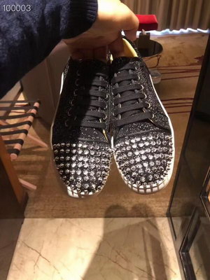 CL Men Shoes-452