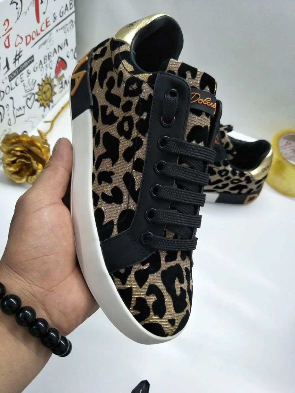 D&G Shoes AAA(Women)-009
