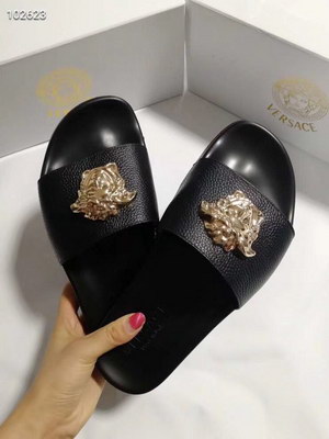 Versace Slippers Women(AAA)-029