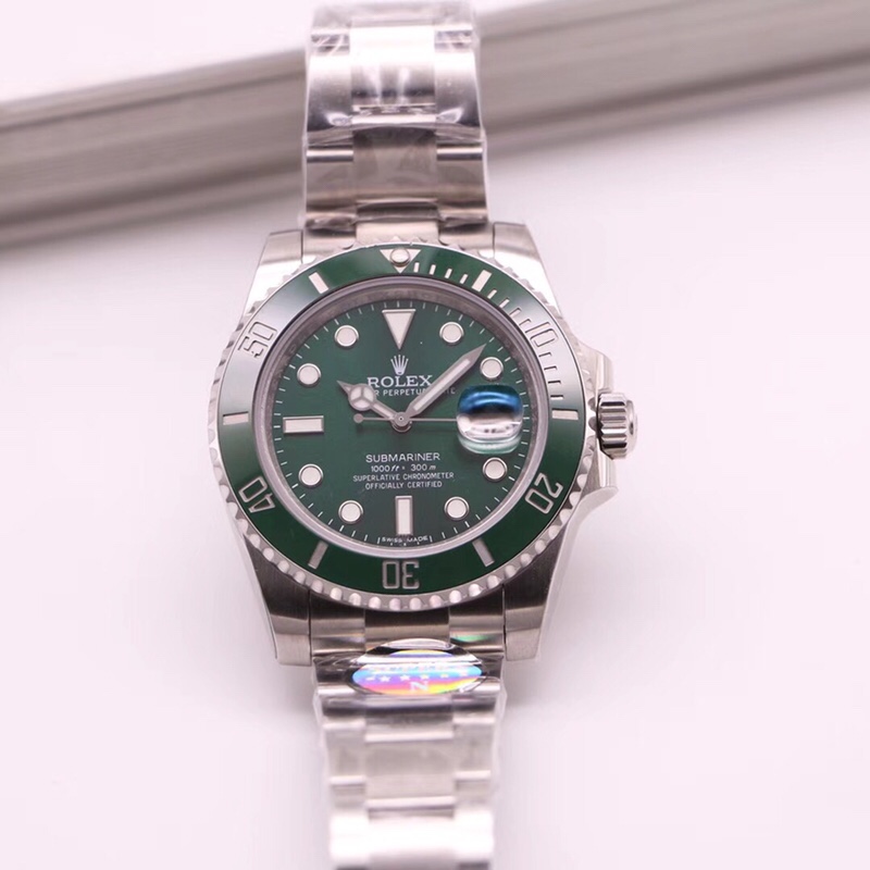 R*l*x watches-105