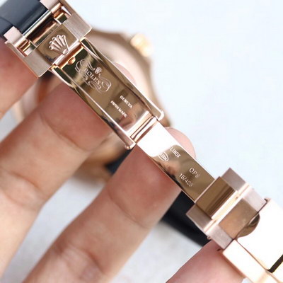 R*l*x watches-101