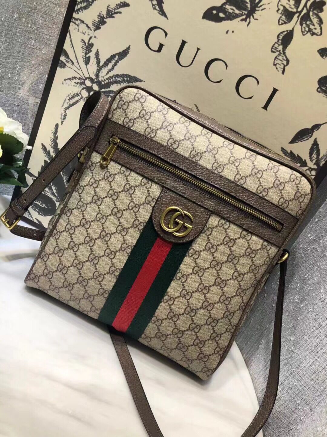 G*u*i handbags aaa(men)-017