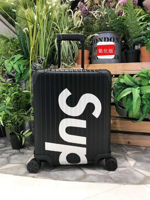 S*p*e suitcase(aaa)-001