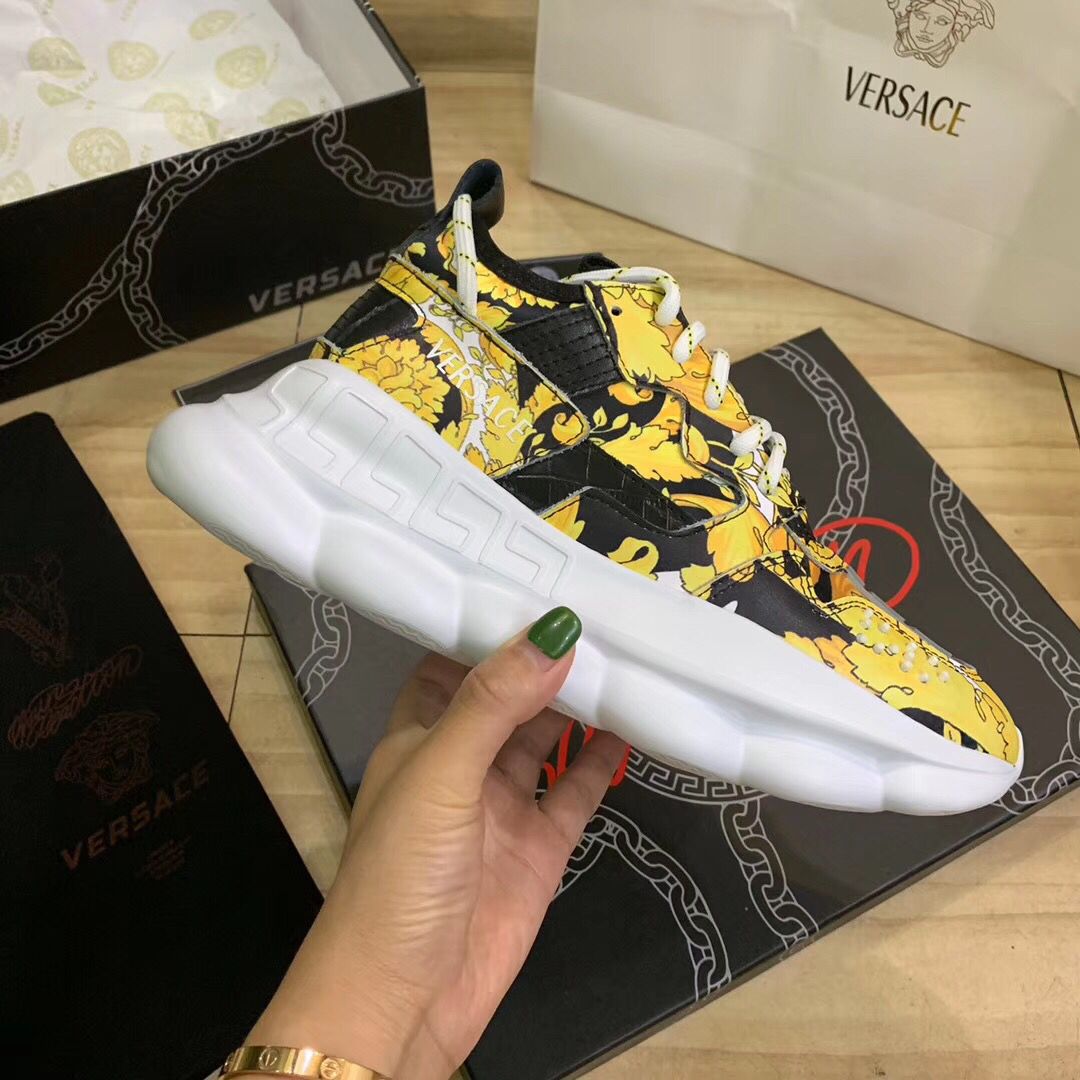 Versace Shoes AAA(Women)-016