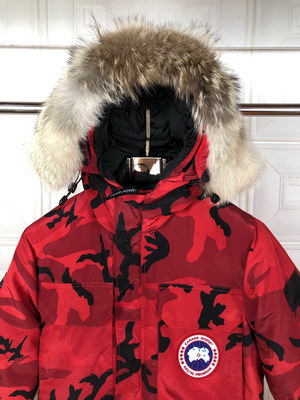 Can*a Go*e coat-112
