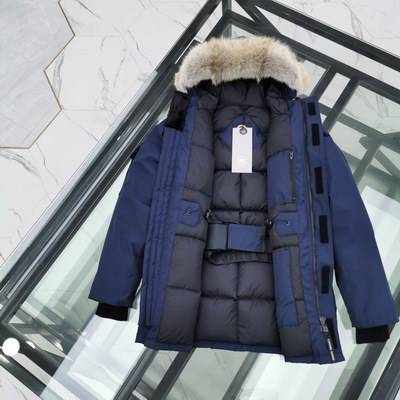Can*a Go*e coat-104