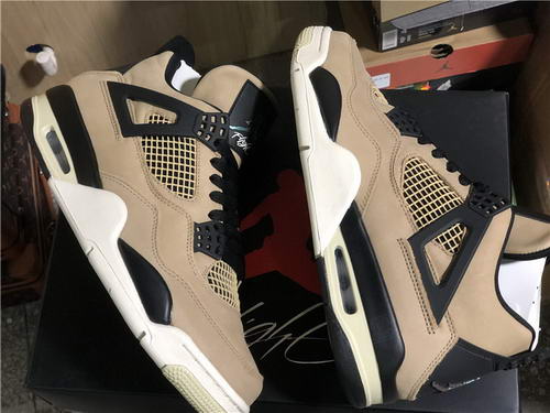 Air Jordan 4 Mushroom