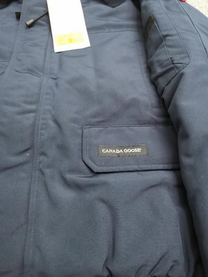 Can*a Go*e coat-01-123