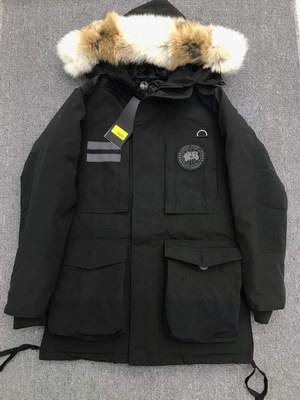 Can*a Go*e coat-143