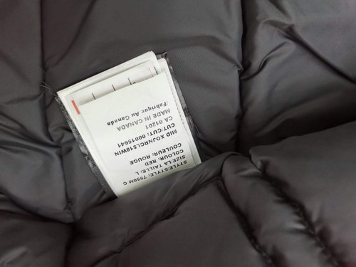 Can*a Go*e coat-01-122