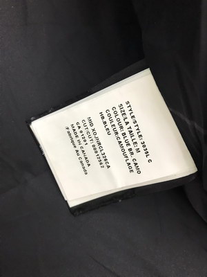 Can*a Go*e coat-156
