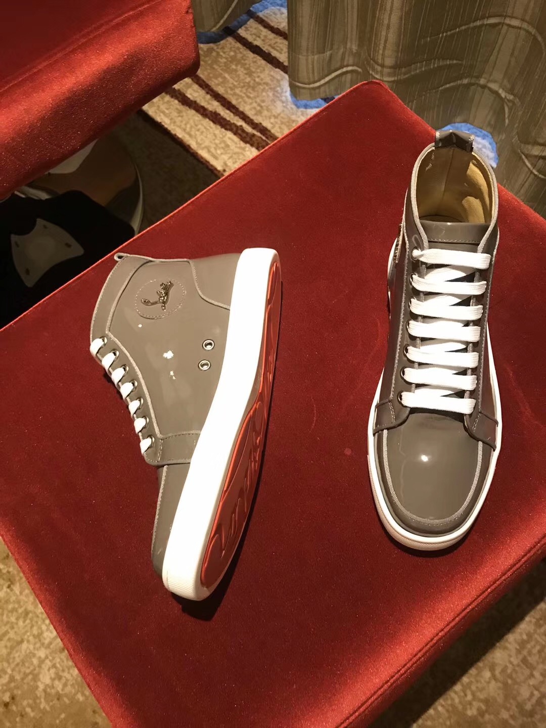 CL Men Shoes-521