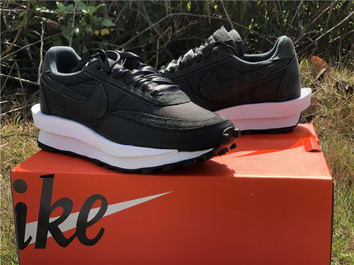 Sacai x Nike LDV Waffle Black