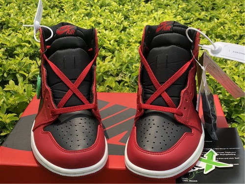 Air Jordan 1 Retro High OG-002