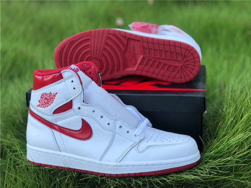 Air Jordan 1 OG “Metallic Red”