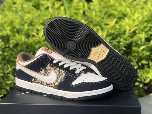 D*or x nike dunk low-002