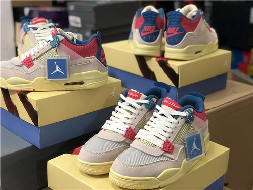 Union x Air Jordan 4-002