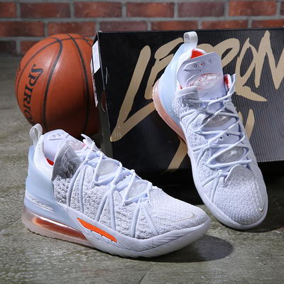LeBron 18-001