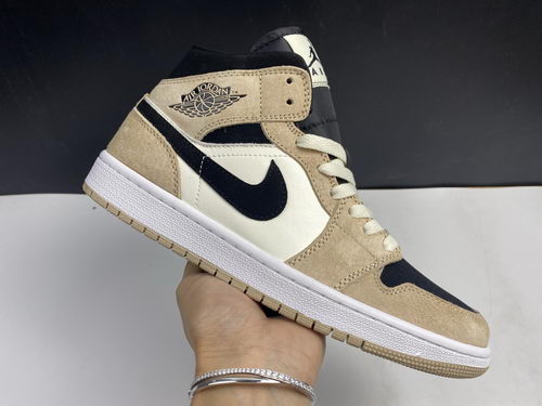 Air Jordan 1 Mid-053
