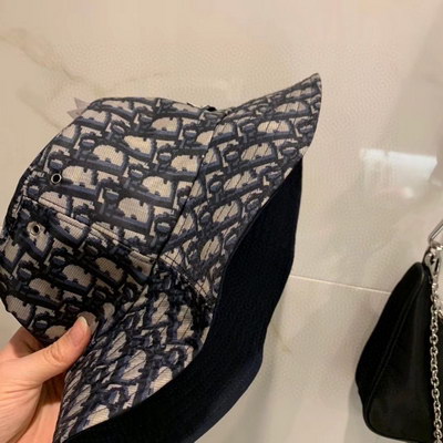 D*or cap-003