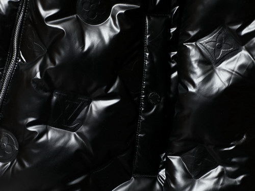 LV Coat-001
