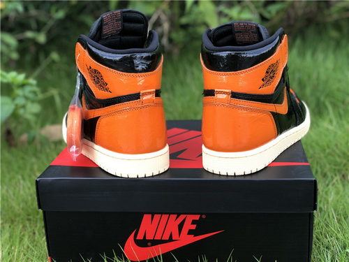 Air Jordan 1 Retro High OG “Shattered Backboard 3.0”