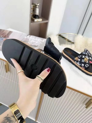 LV Slippers Women(AAA)-014