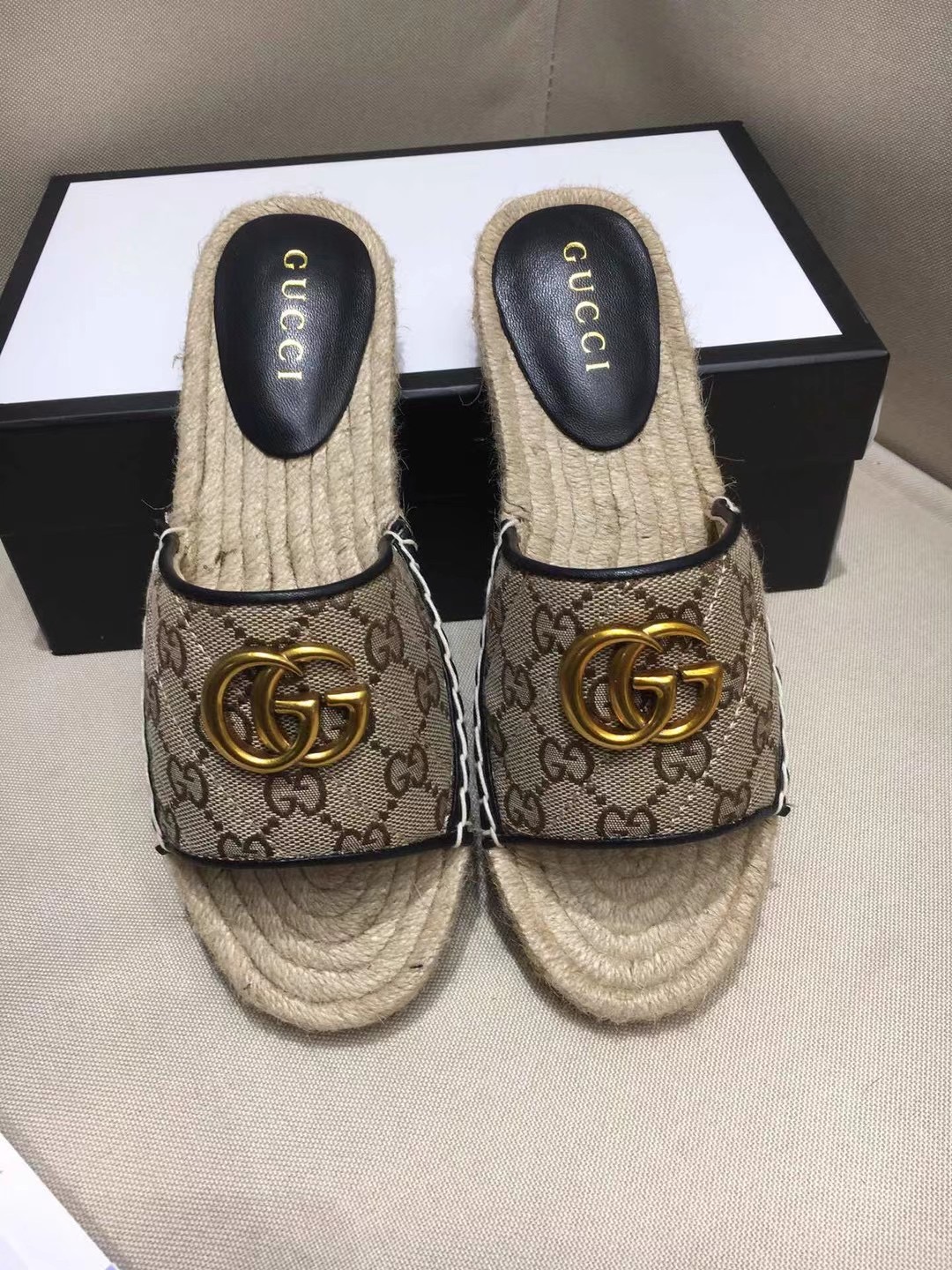 G*u*i slippers women(aaa)-111