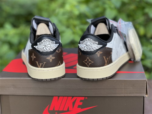 Air Jordan 1 Low-024