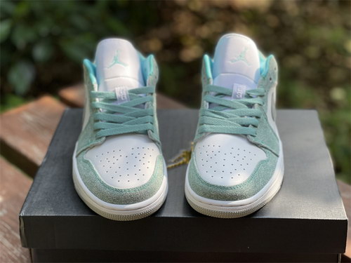 Air Jordan 1 Low-027