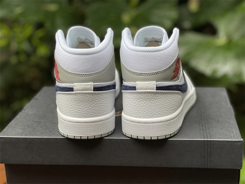 Air Jordan 1 Mid “Paris”