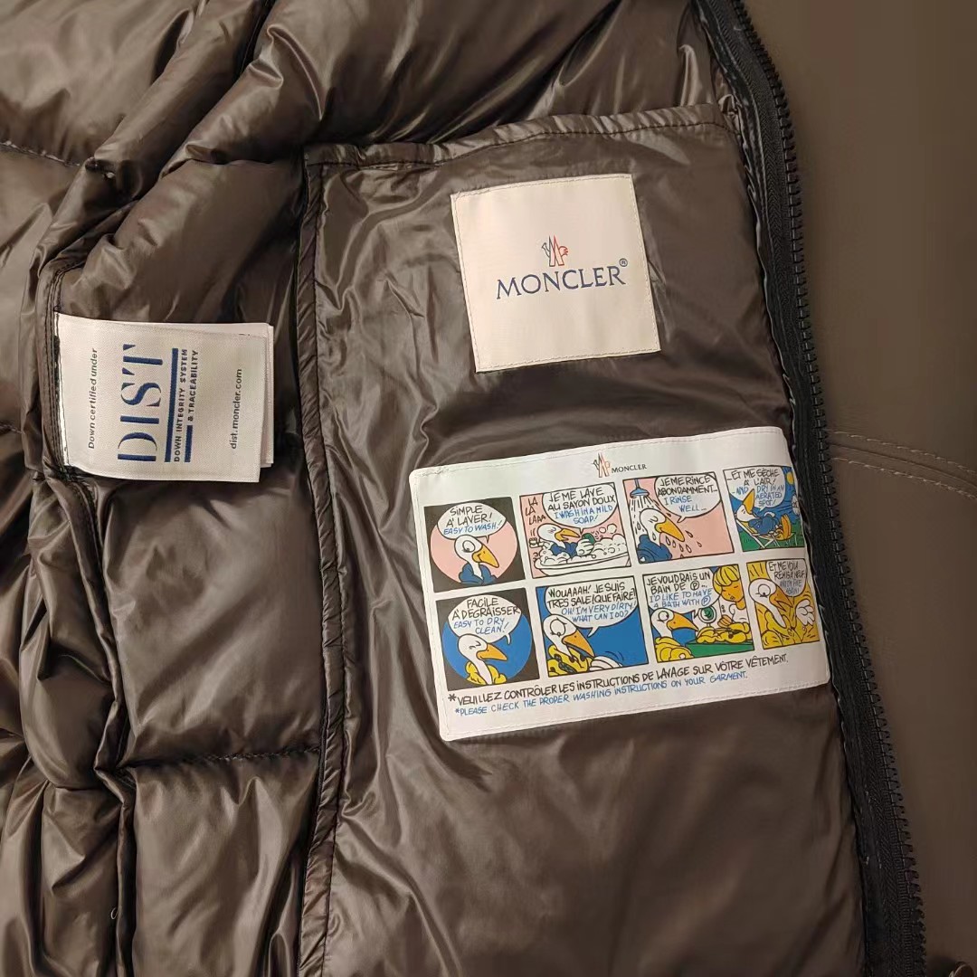 Moncler Vest Coat-016