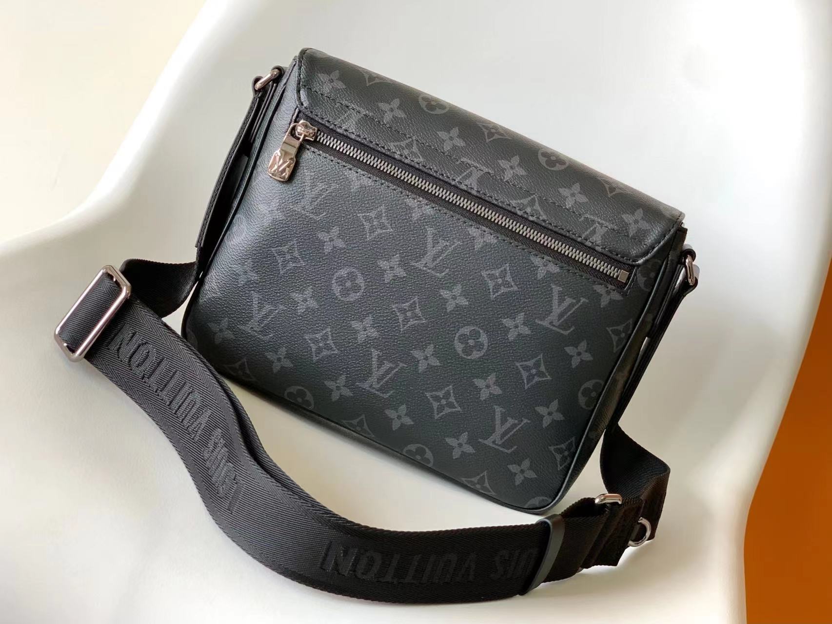 LV Handbags AAA(Men)-070