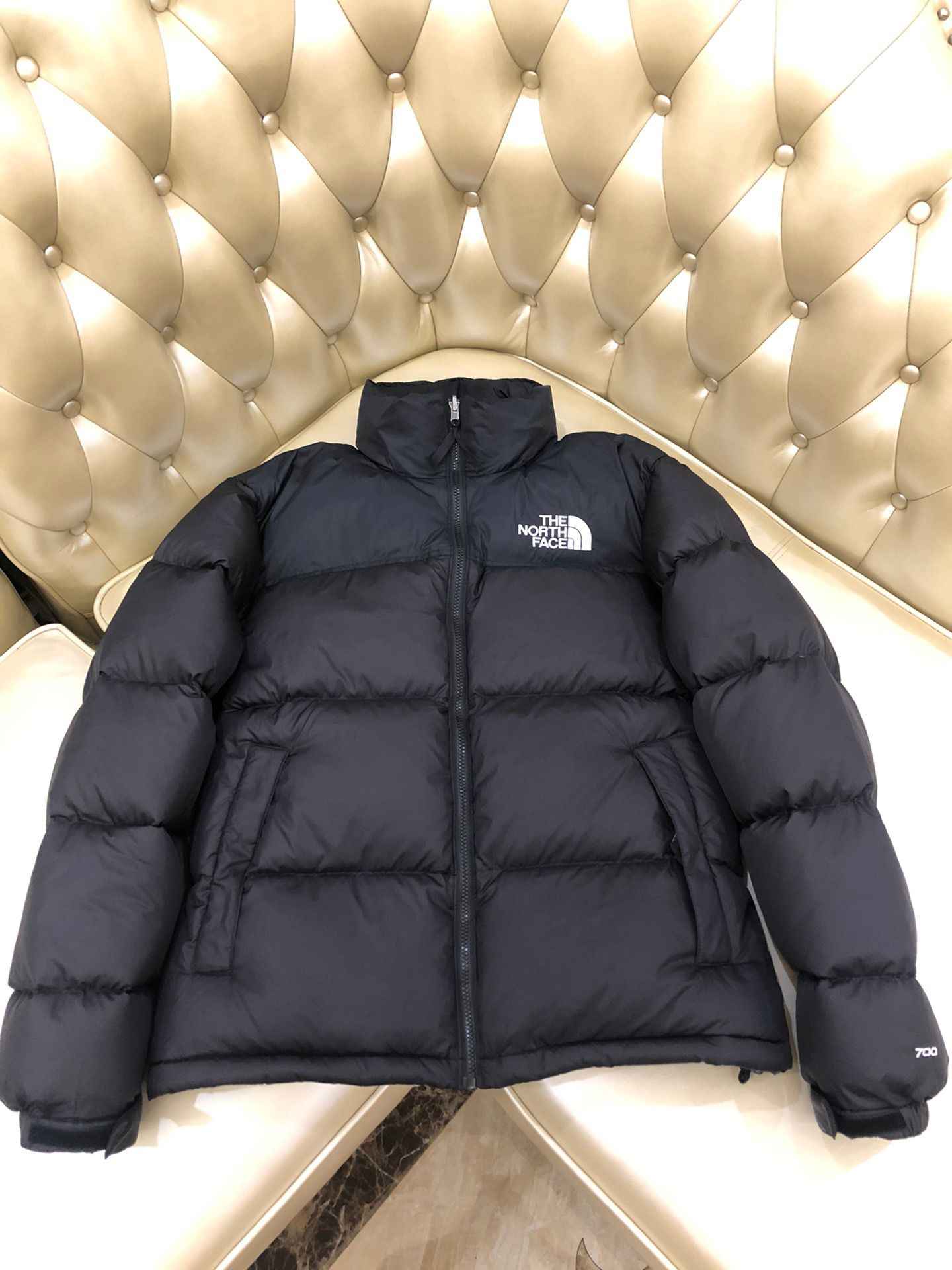 the n0*h F**e coat-032