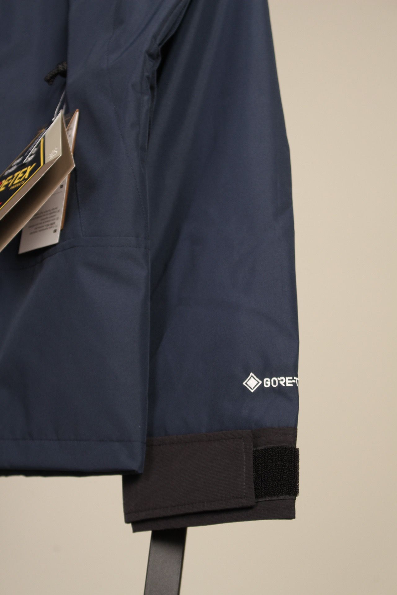 the n0*h F**e coat-019