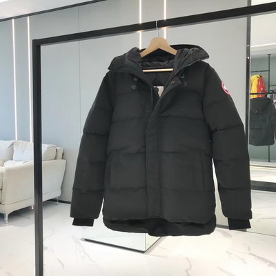 Can*a Go*e coat-206