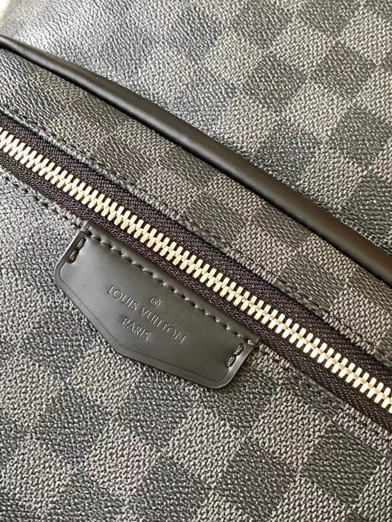 LV Backpack(AAAA)-040