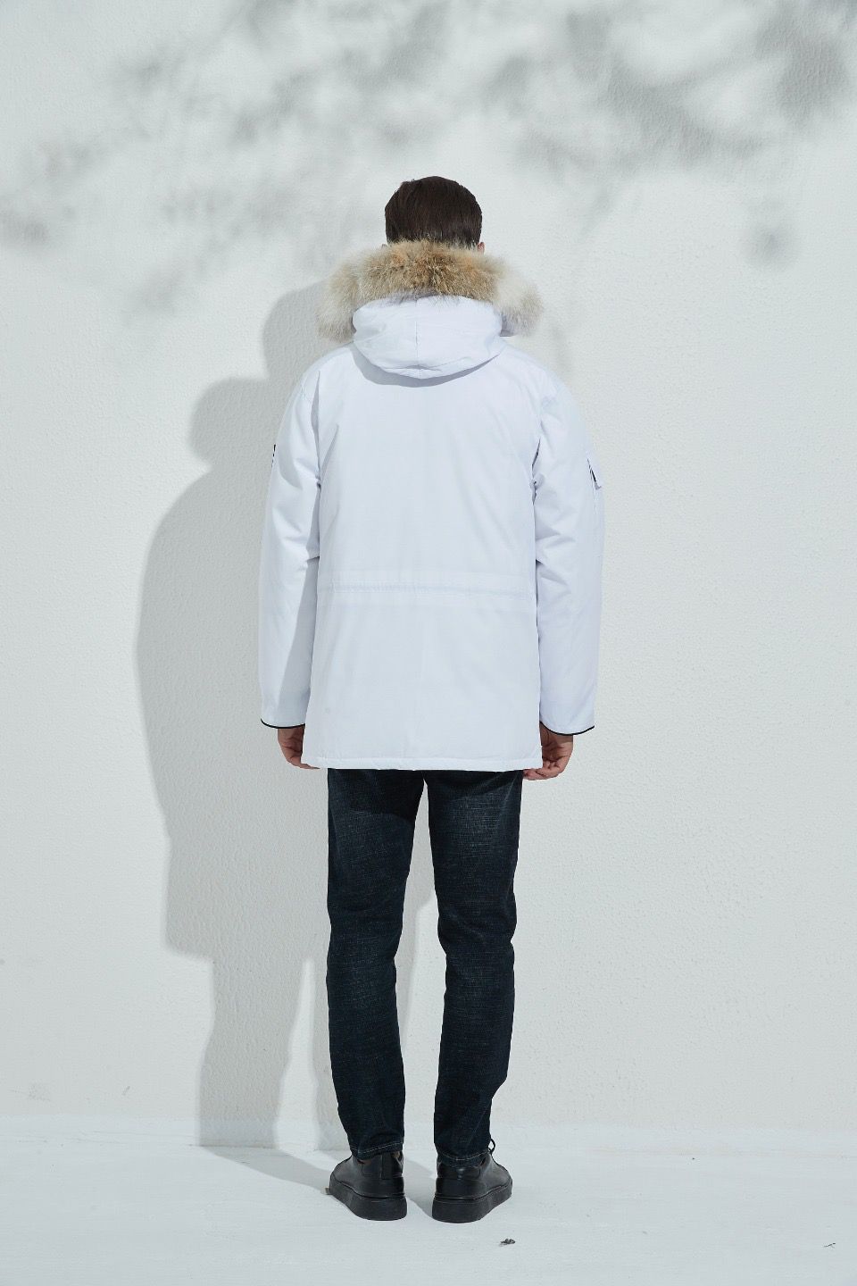 Can*a Go*e coat-196