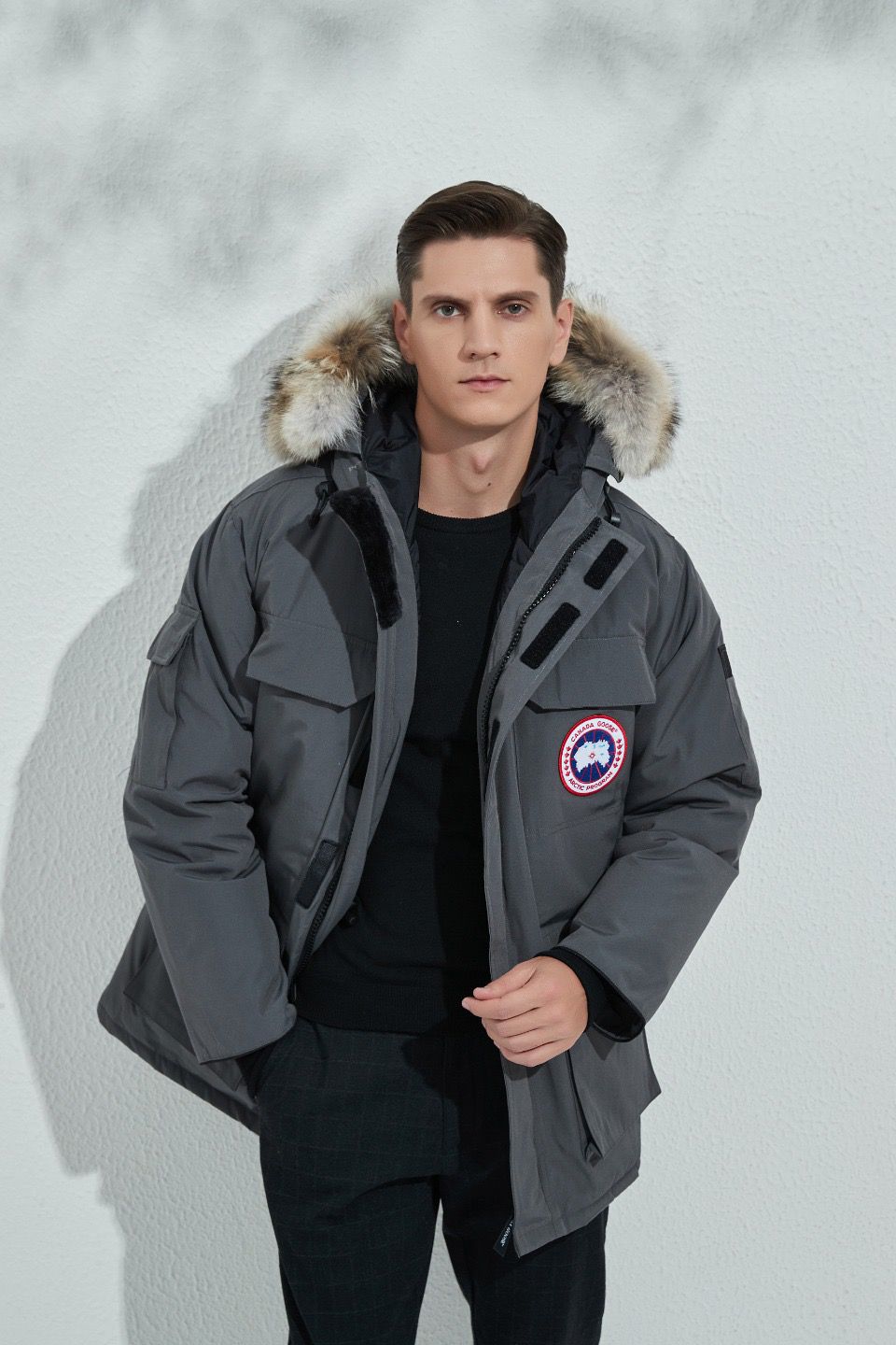 Can*a Go*e coat-193