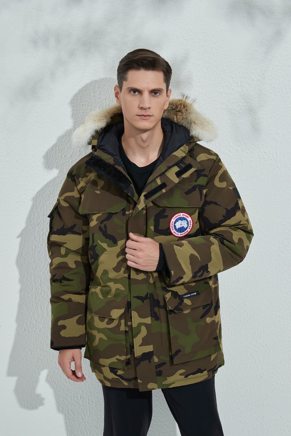 Can*a Go*e coat-198